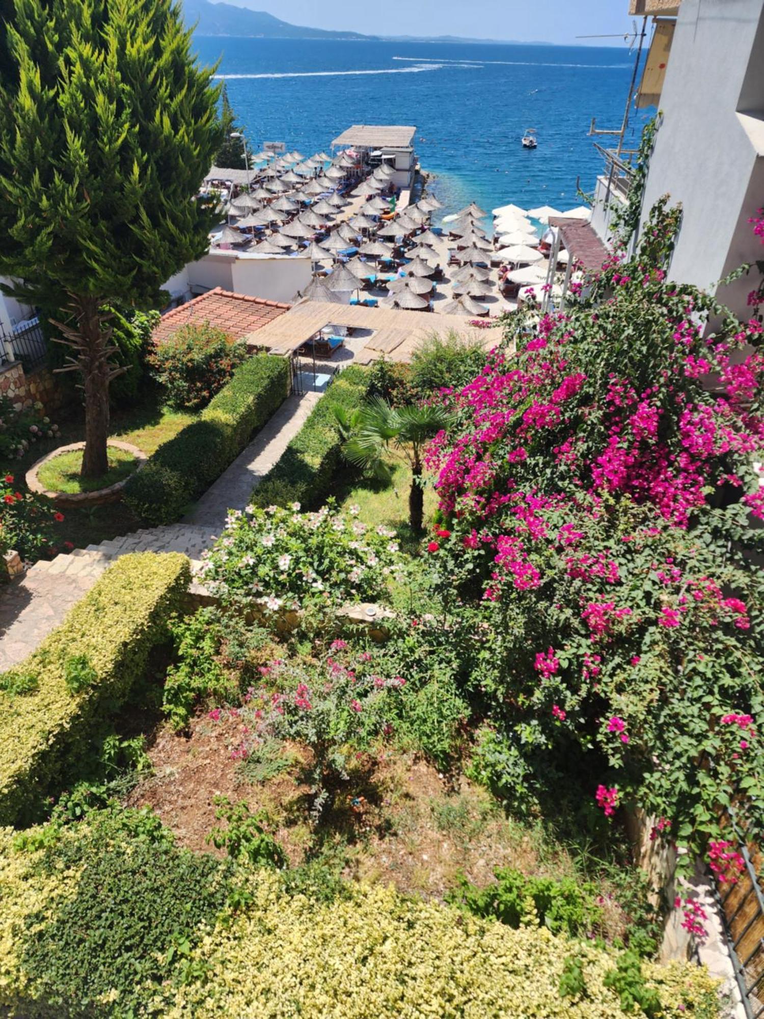 Amelie'S Apartments & Beach Saranda Exterior foto