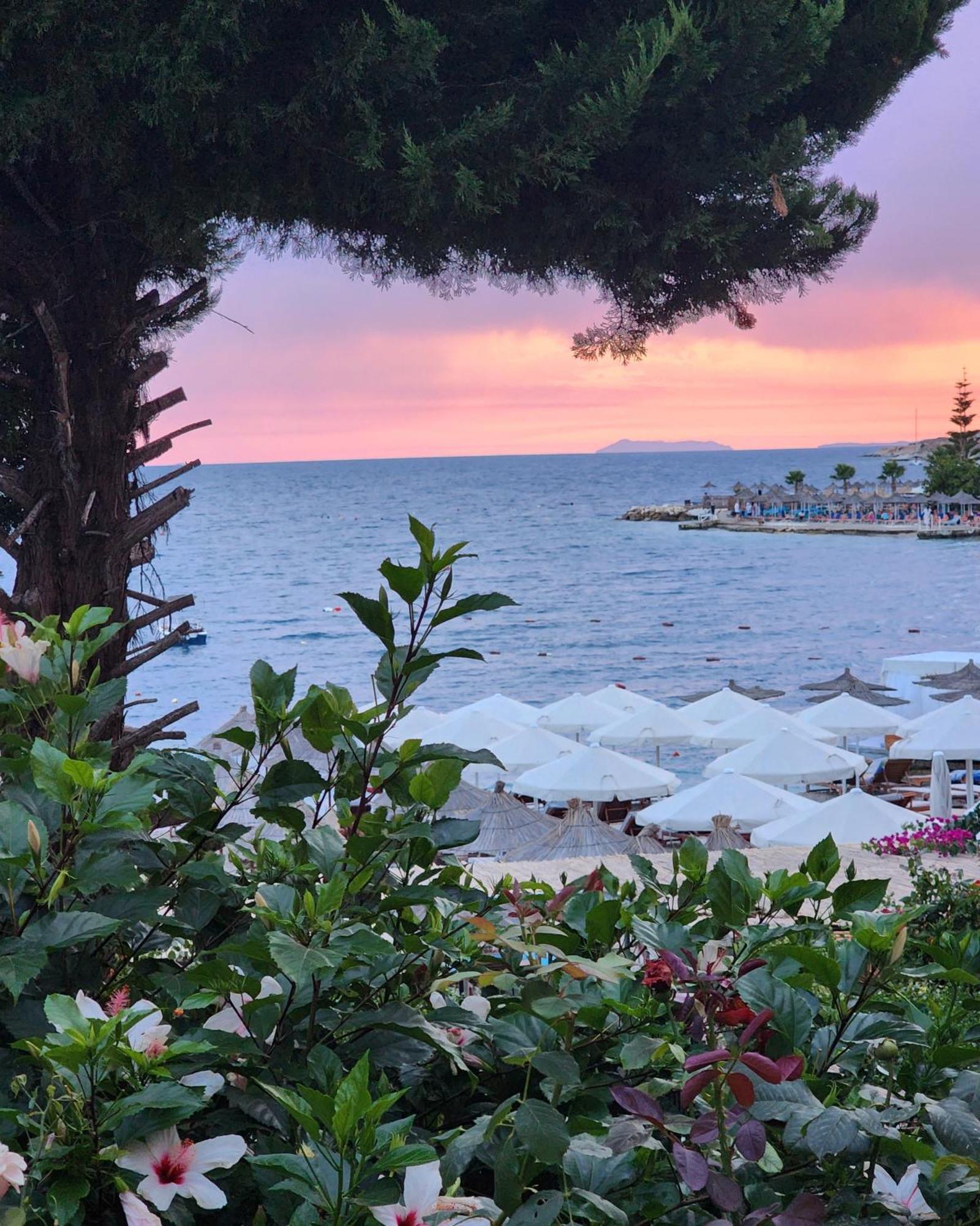 Amelie'S Apartments & Beach Saranda Exterior foto