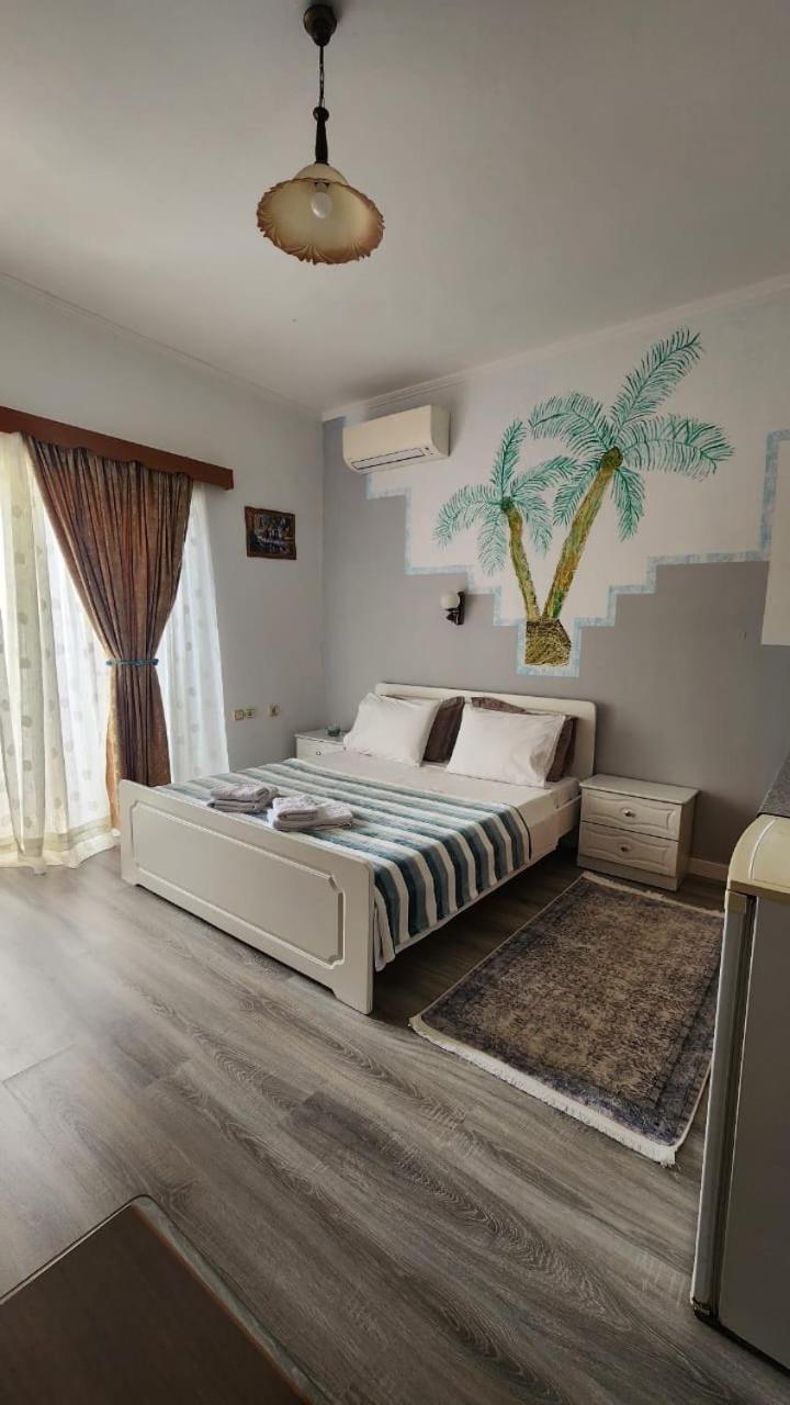 Amelie'S Apartments & Beach Saranda Exterior foto