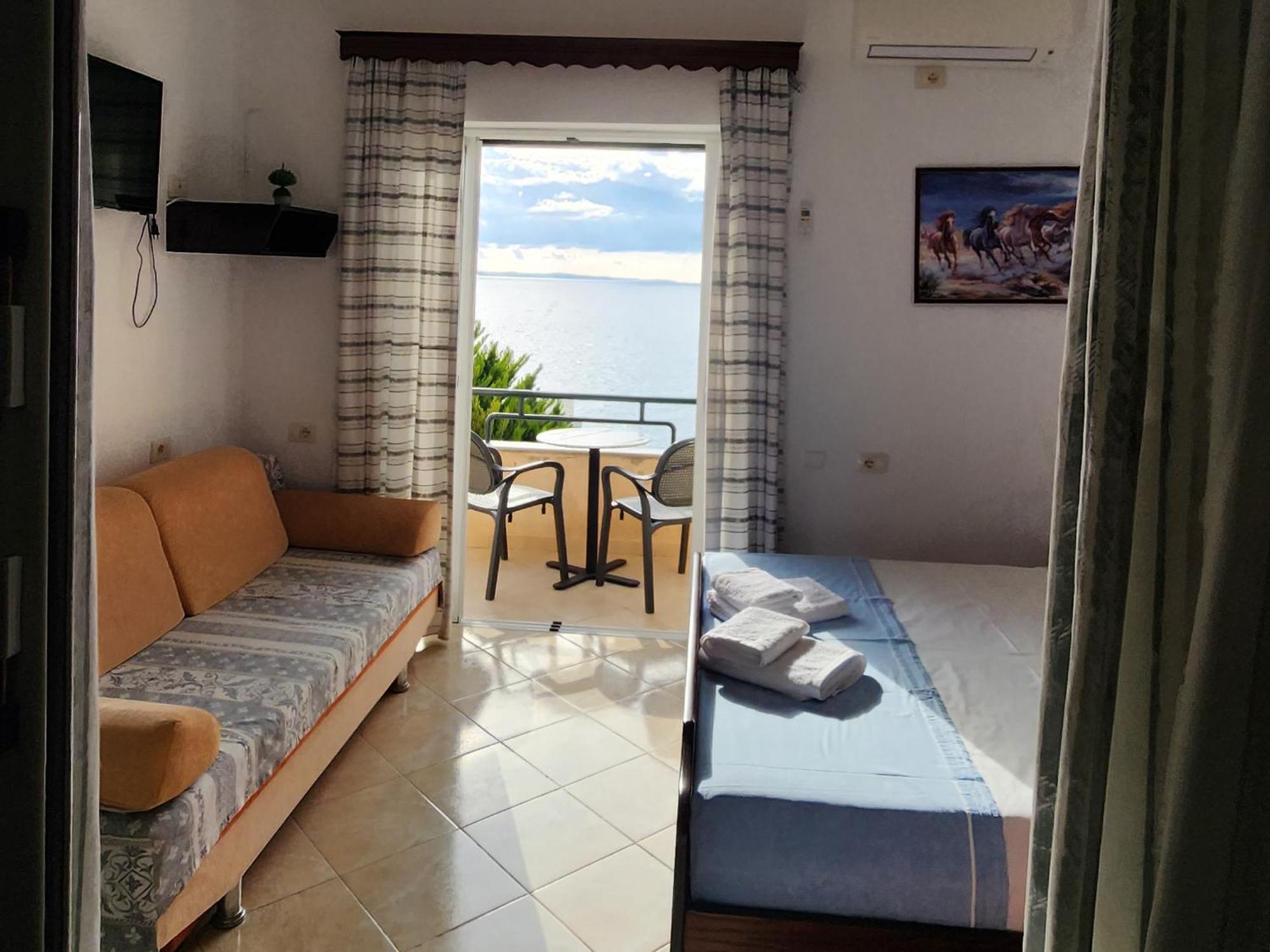 Amelie'S Apartments & Beach Saranda Zimmer foto